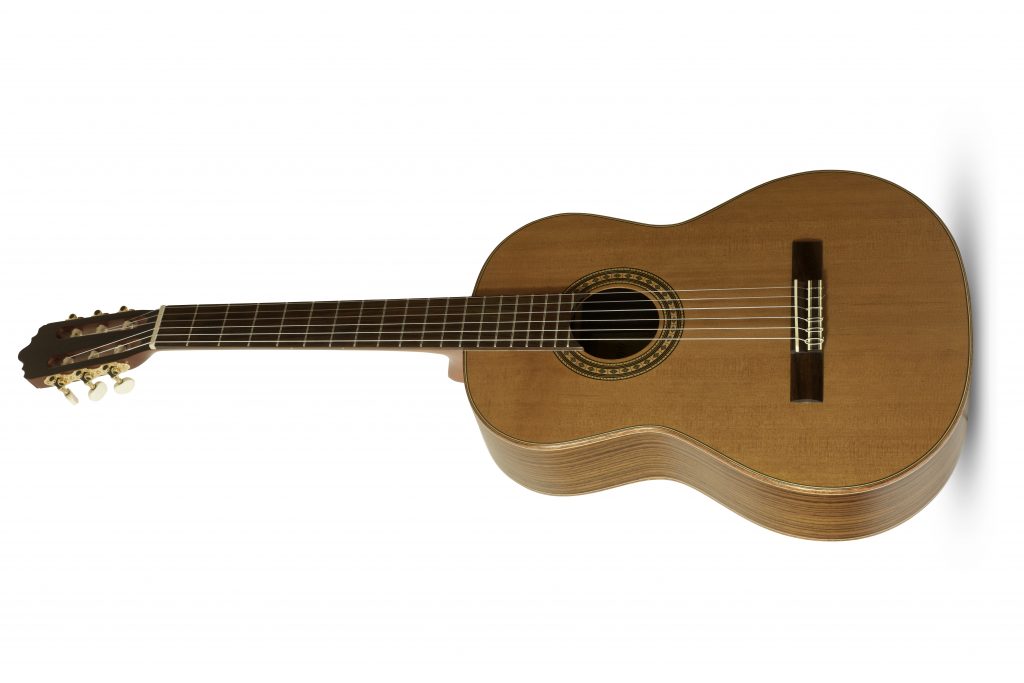 Marzano S-400 nylon guitar